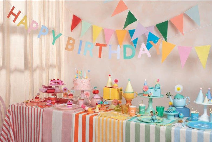 Bunte Seidenpaper Flaggengarlande